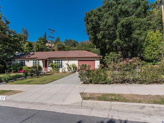 2nd image of 711 Atkins Dr