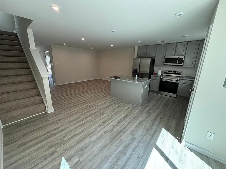 4012 Grand Reserve Ln — Photo 9