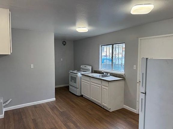 2nd image of 3792 Angelo Ave