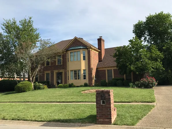 6807 Fallen Leaf Cir, Louisville, KY 40241
