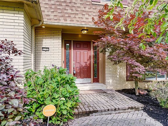 5th image of 2104 Tullis Dr