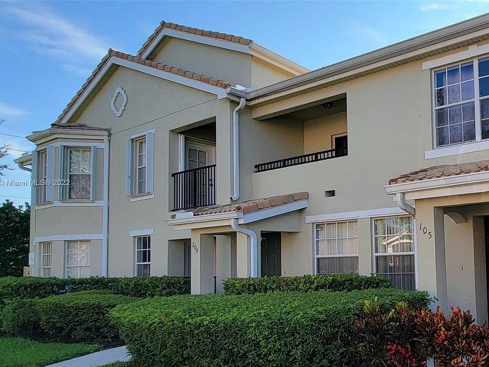 1st image of 102 SW Peacock Blvd #2105