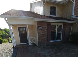 449 Lands End Rd, Fayetteville, NC 28314