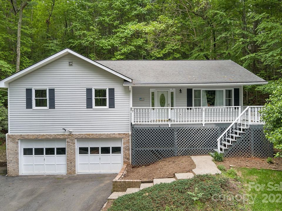 1st image of 7 Park Knoll Dr