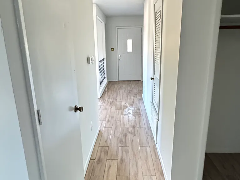 1307 Belair Rd — Photo 20