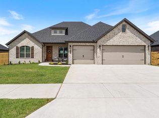 2305 Abbott Ln, Pea Ridge, AR 72751