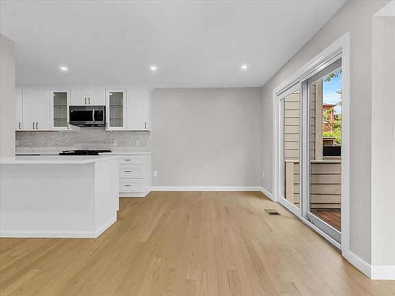 5th image of 20 Federal St Unit 6