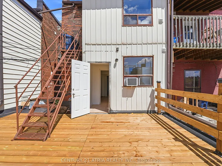 603 College St #2 — Photo 22