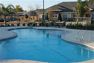 1st image of 4305 Glenwood Ave #114