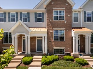 107 Arcadia Ln, Lake Zurich, IL 60047