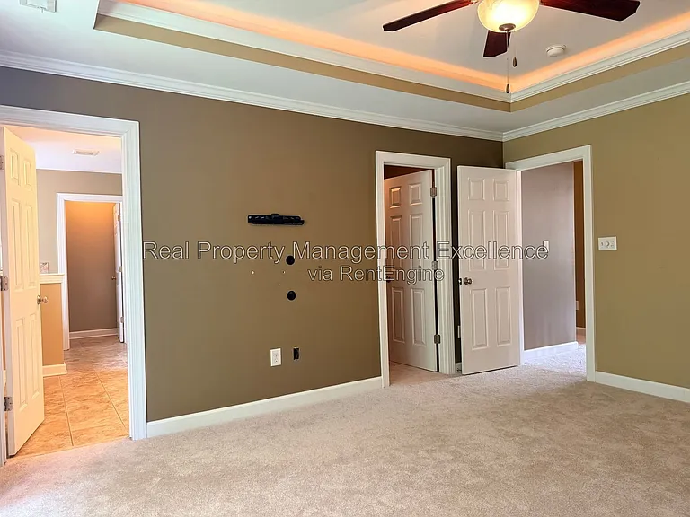 616 Lake Artesia Ln — Photo 31