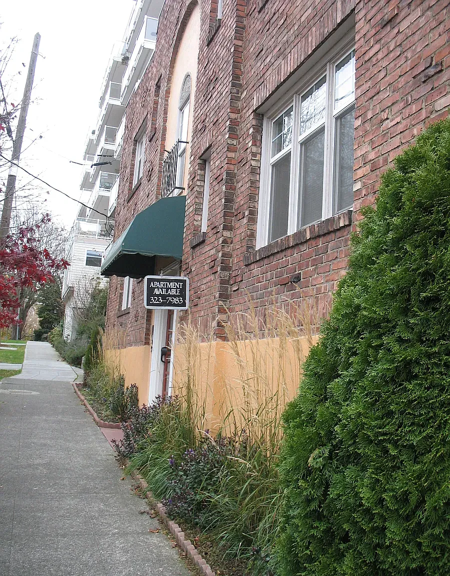 Eversen Apartments — Photo 3