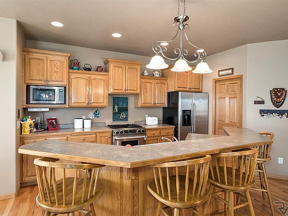 2nd image of 7104 S Waterstone Cir