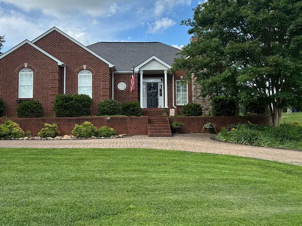 425 Independence Dr, Jefferson City, TN 37760