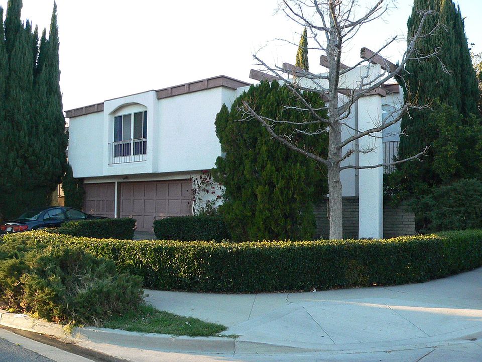 Corner Lot