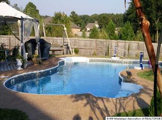 3228 Ivy Ln, Hernando, MS 38632