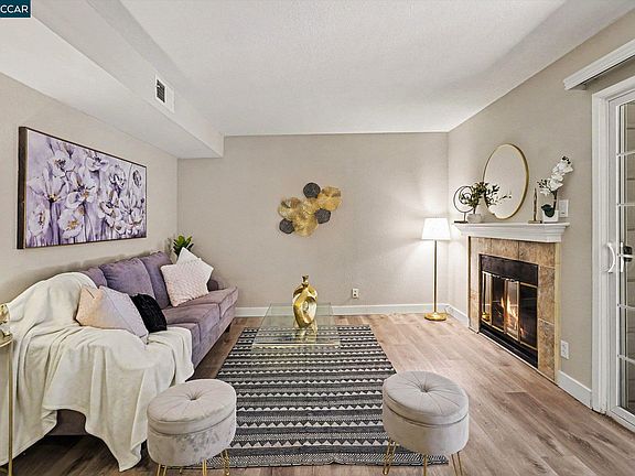4th image of 485 Canyon Oaks Dr APT J