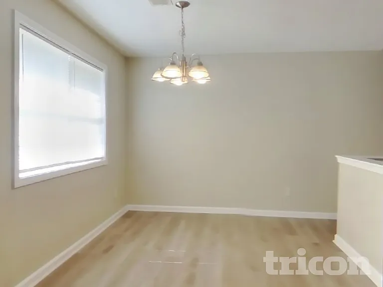 103 Fairfax Dr — Photo 4