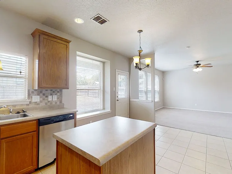 12230 Medina Ml — Photo 23