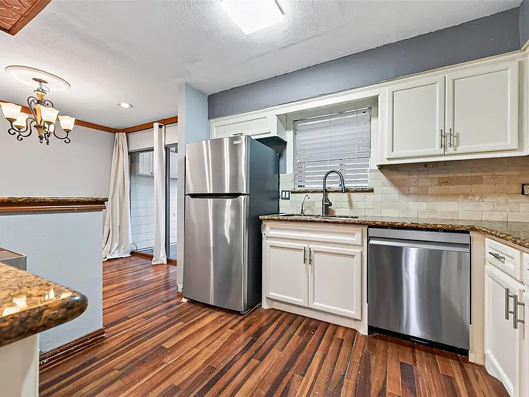 14515 Wunderlich Dr #403 — Photo 17