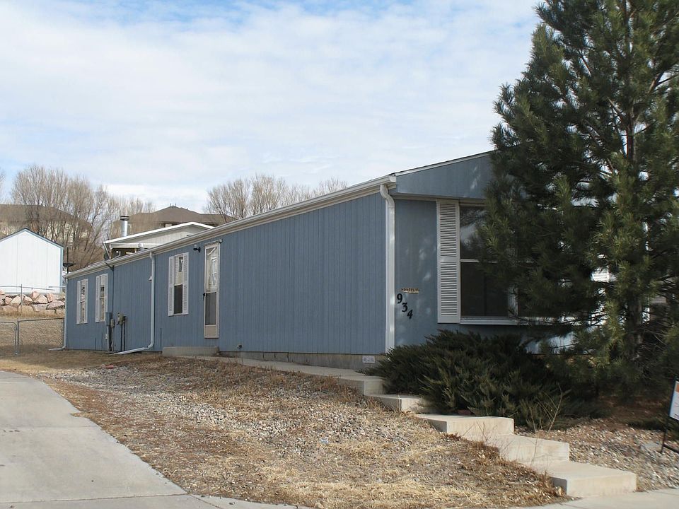 1st image of 934 Desert Cir