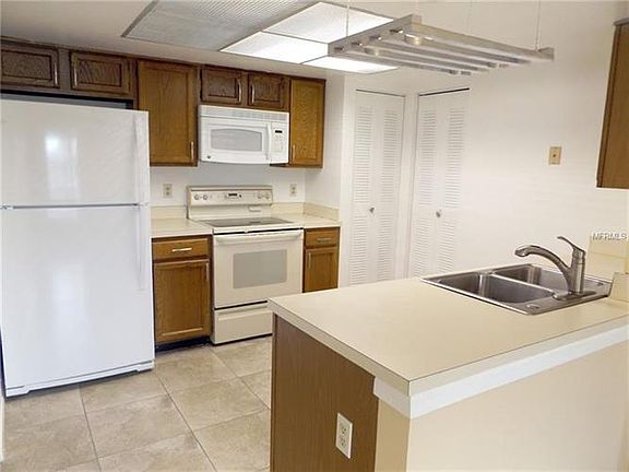 3rd image of 4392 White Pine Ave #71-1