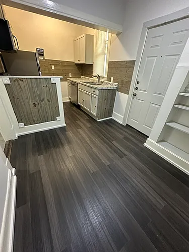 1115 N Crawford St #2 Photo 1