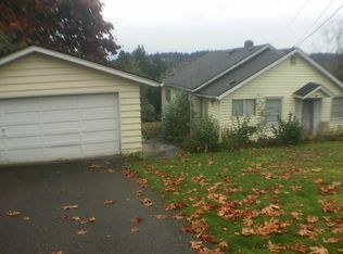 3907 Park Ave N, Renton, WA 98056