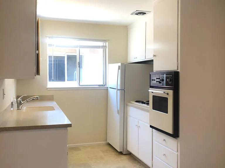 753 Chestnut St #6 — Photo 7