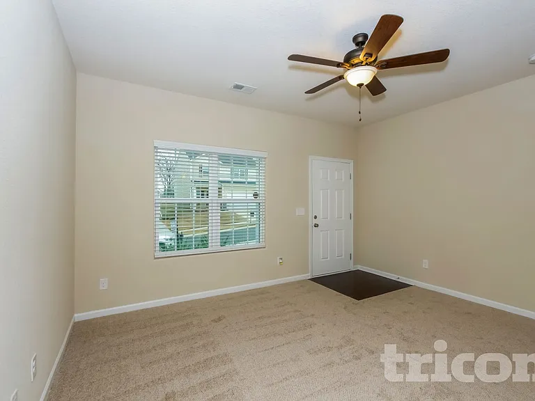 4717 Opus Ln — Photo 2