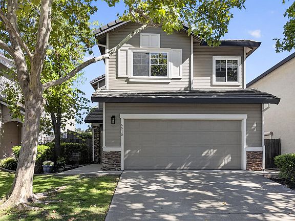 2nd image of 5515 Butte View Ct