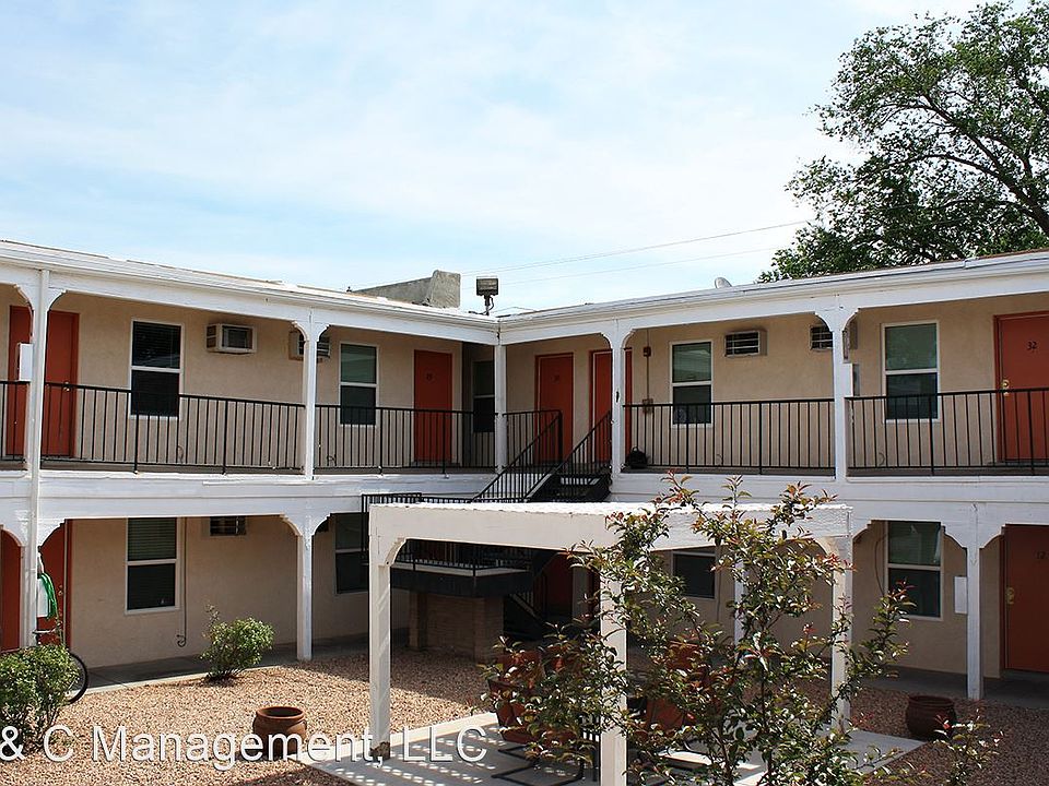 1st image of 520 Ortiz Dr SE APT 9