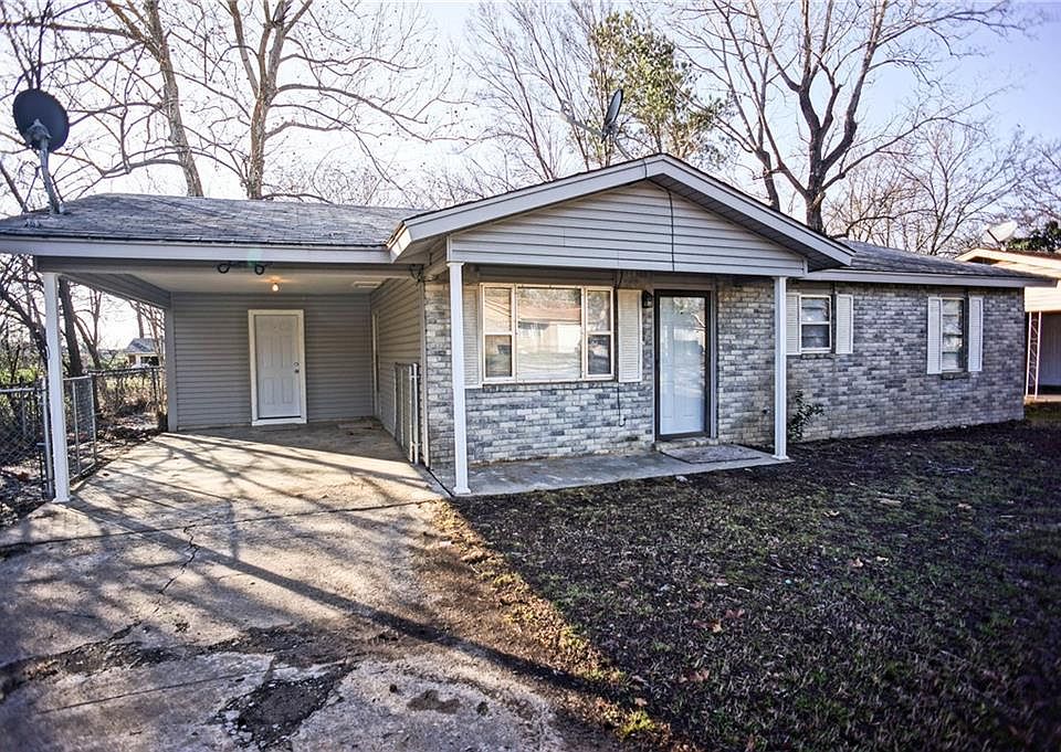 1st image of 104 Lura Ln