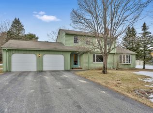 2 Candlewick Lane, Cumberland, ME 04021