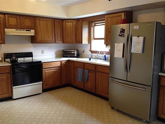 5th image of 30 Saunders Ln