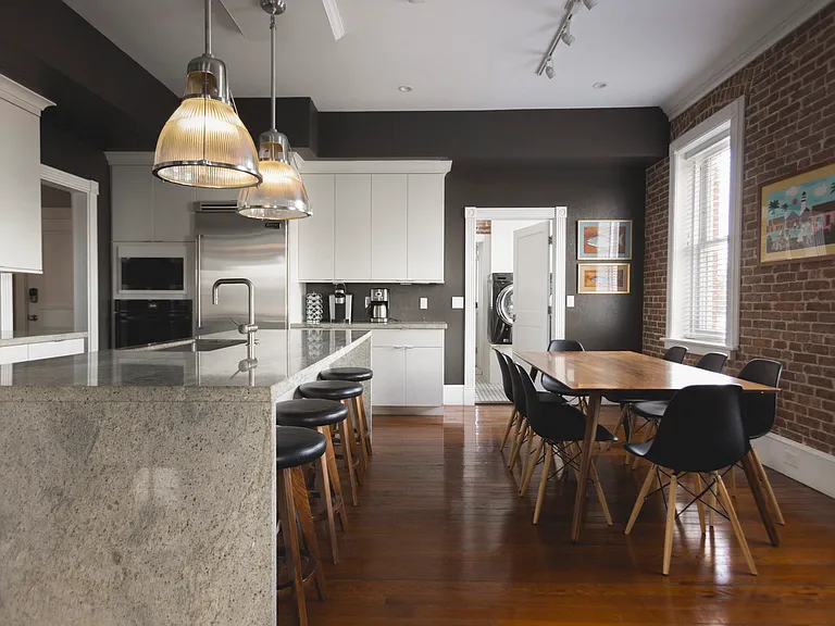 536 Fleming St #2 — Photo 3