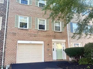 1045 Barnside Rd, Allentown, PA 18103