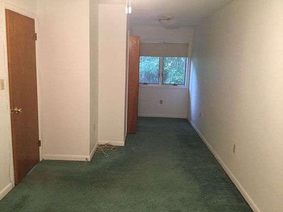 4th image of 6530 Derry St APT D