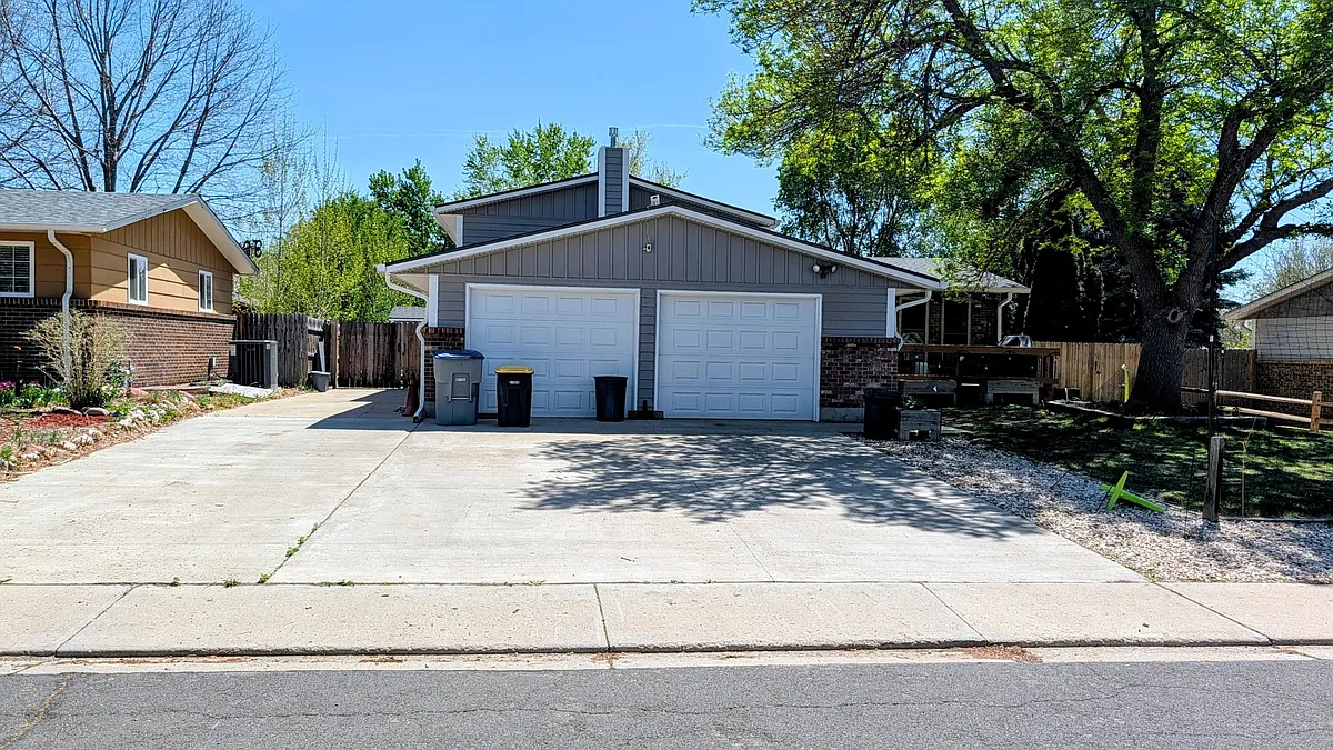 Building Photo - 647 Buchanan Ln