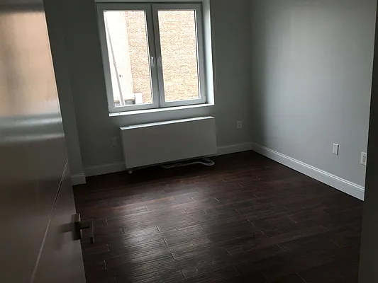 Rented by 18 REALTY | media 13