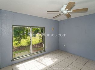 2416 11th St W, Bradenton, FL 34205