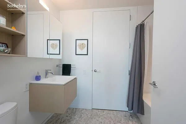 Rented by Sotheby's International Realty | media 25