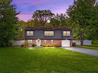 3 Liberty St, New Paltz, NY 12561