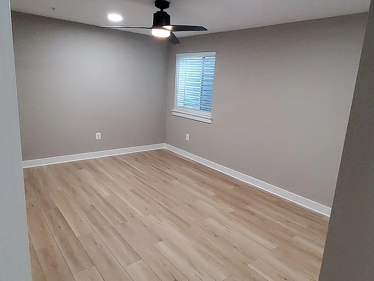 Striped Maple St — Photo 11
