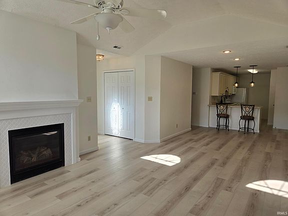 4th image of 2911 W Applewood Ct