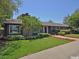 202 Buena Tierra Dr, Woodland, CA 95695