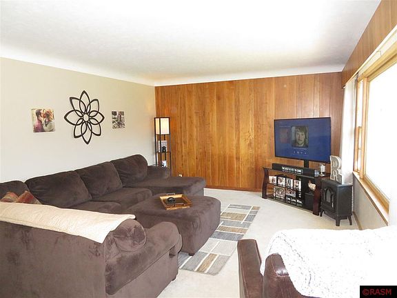2nd image of 730 Page Ave