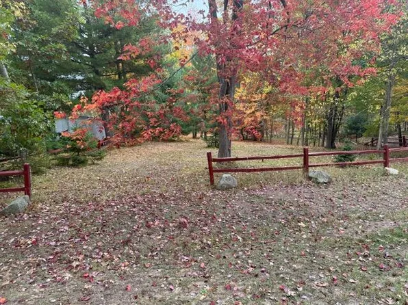 7 Peninsula Dr, Prudenville, MI 48651