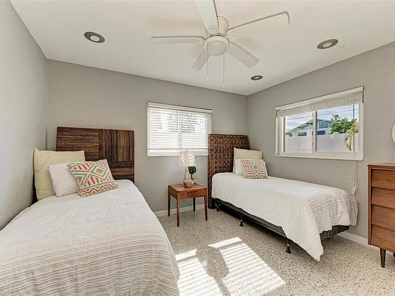 6000 Bayou Grande Blvd NE — Photo 31