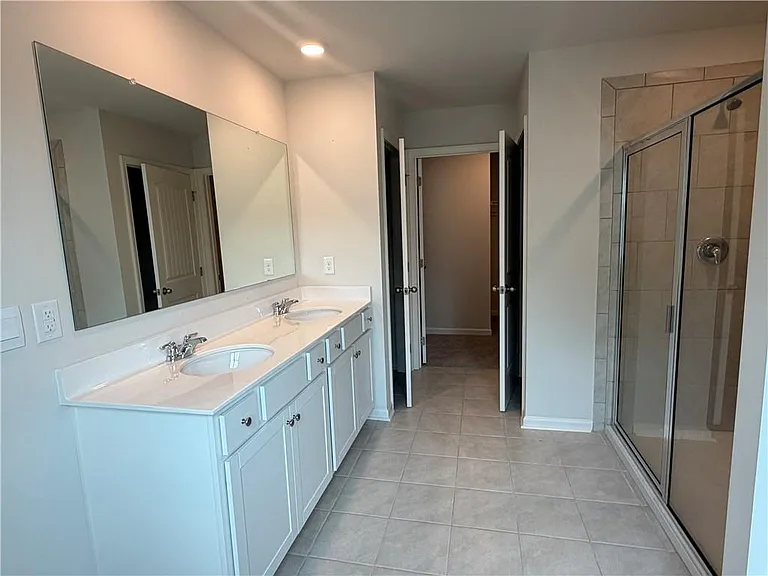 3101 Greyton Dr — Photo 9